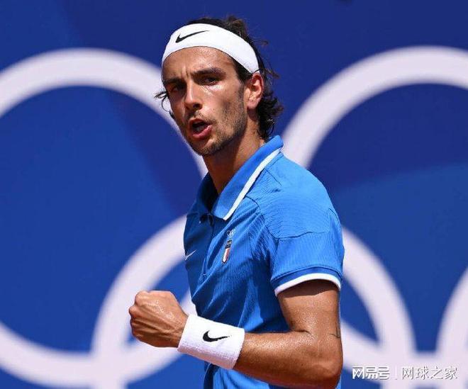 成就背后的 成就背后的