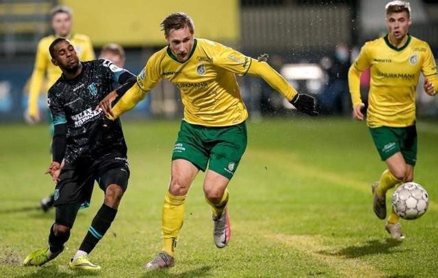 的赛场上 的赛场上